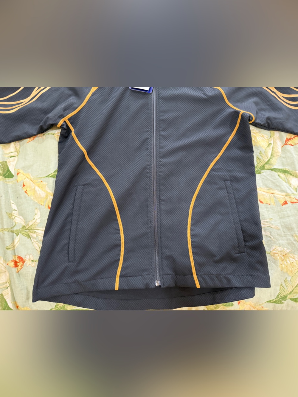 Asics jacket - Picture 5 of 12